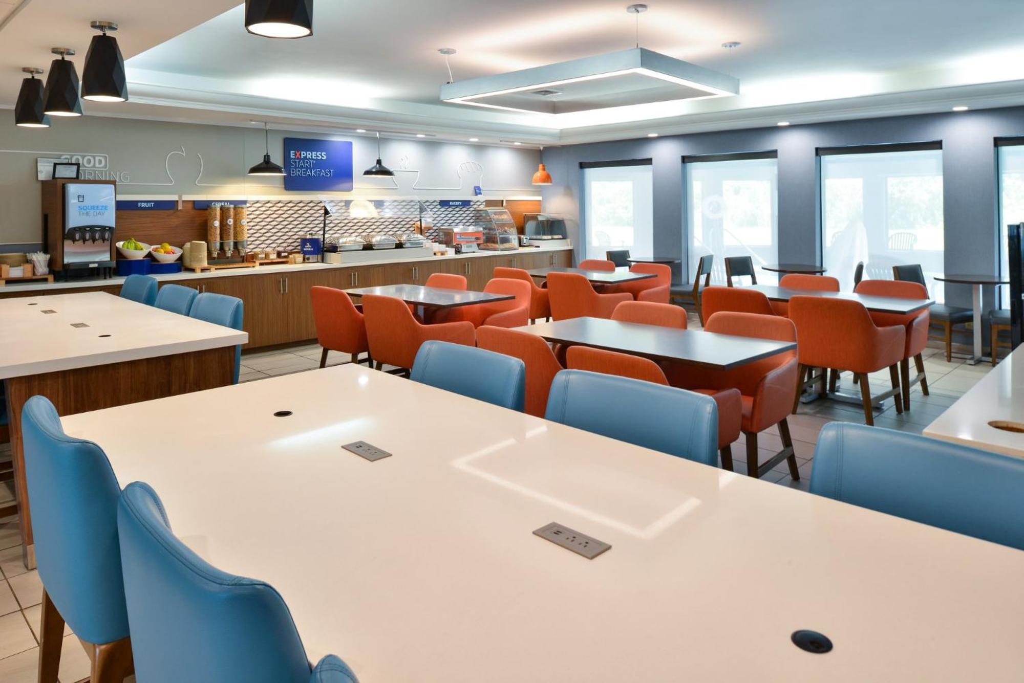 Holiday Inn Express Lewisburg - New Columbia By Ihg Buitenkant foto