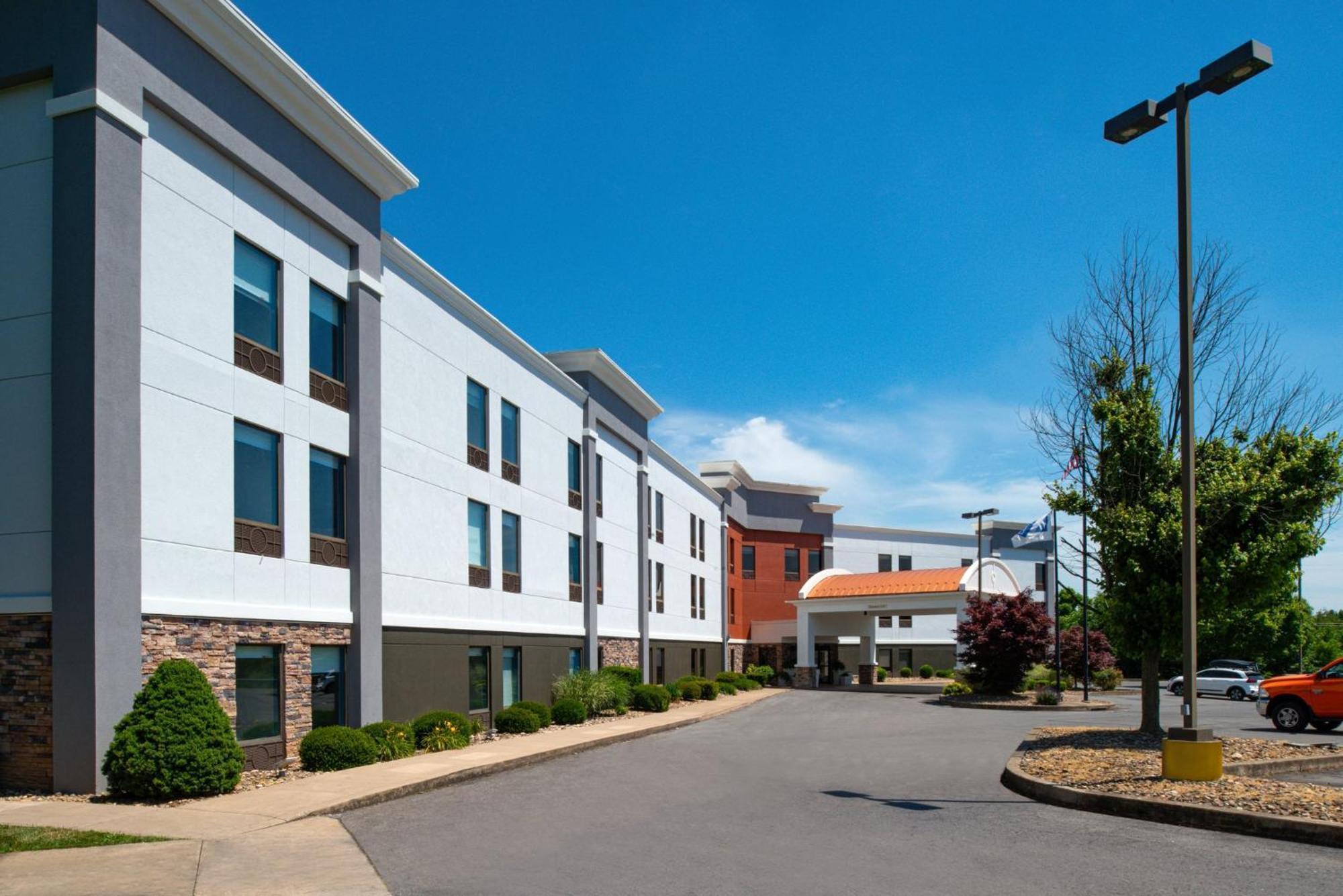 Holiday Inn Express Lewisburg - New Columbia By Ihg Buitenkant foto