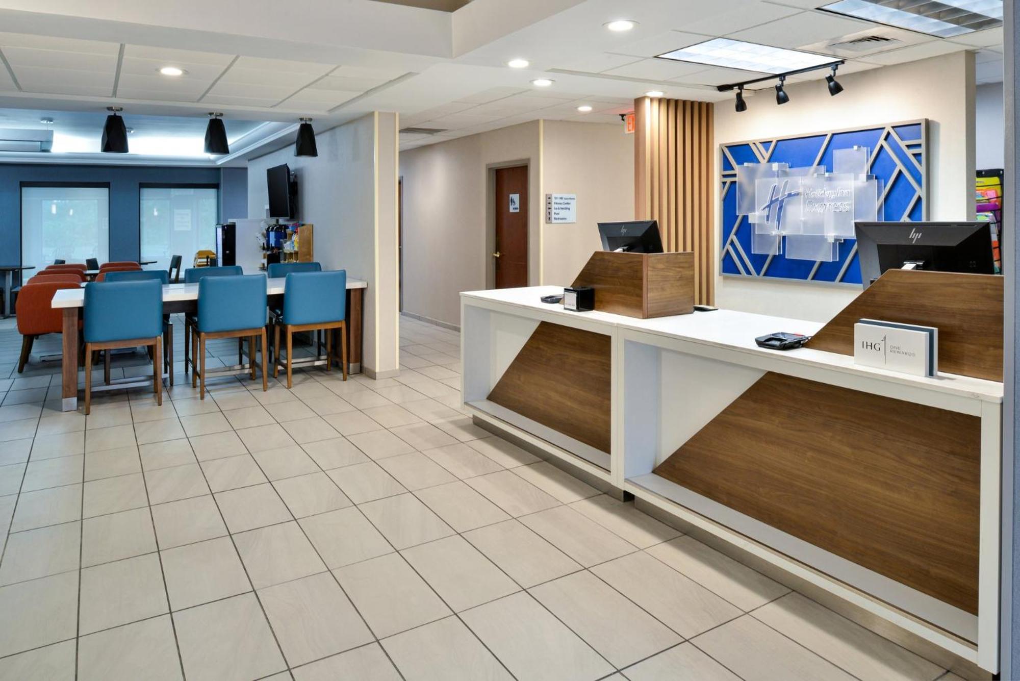 Holiday Inn Express Lewisburg - New Columbia By Ihg Buitenkant foto